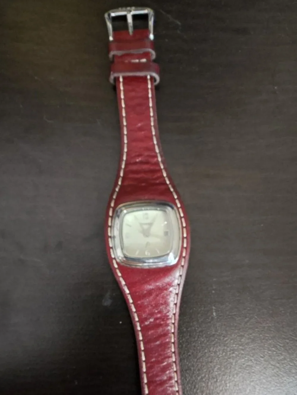 Fossil vintage women